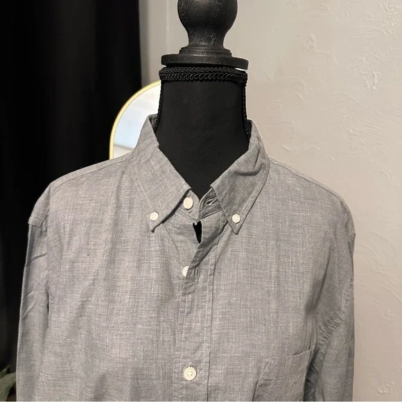 J.Crew Men’s Heathered Gray Button-Down Shirt | Size L - Picture 3 of 9